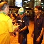 Caring for Homeless Friends during Dragon Boat Festival, Formosa (6)