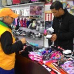 Buying gloves, hats, socks for men, women and children at a discounted price - December 8, 2015