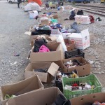 20151211 other NGOs provide foods and clothes to the refuges in Idomeni Greece (10)