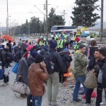 20151211 other NGOs provide foods and clothes to the refuges in Idomeni Greece (13)