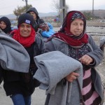 20151211 other NGOs provide foods and clothes to the refuges in Idomeni Greece (27)