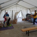 20151211 preparing foods for refugees in Idomeni Greece (4)