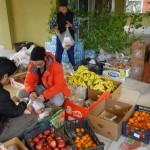 20151214 packaging for refugees in Athens Greece (3)