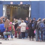 20151215 around 8AM thousands of refugees arriving at Pireaus harbor in Athens Greece (28)