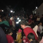 Refugees and volunteers dancing (06)