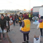 Providing relief items to newly arrived refugees