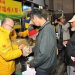180733_winter relief for the homeless in Taipei, Formosa photo-12
