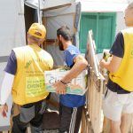 170644_Distributing Fruit Juice for each families in Ritsona refugee camp 2