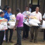 170629_Bringing Aid and Comfort to Landslide Victims in Sri Lanka (6)