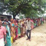 170657_Assisting Flood Victims in Bihar Province, India (18)